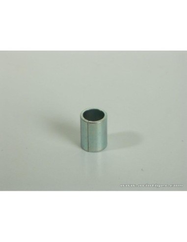 ENTRETOISE FIXATION CARBU M 1/5